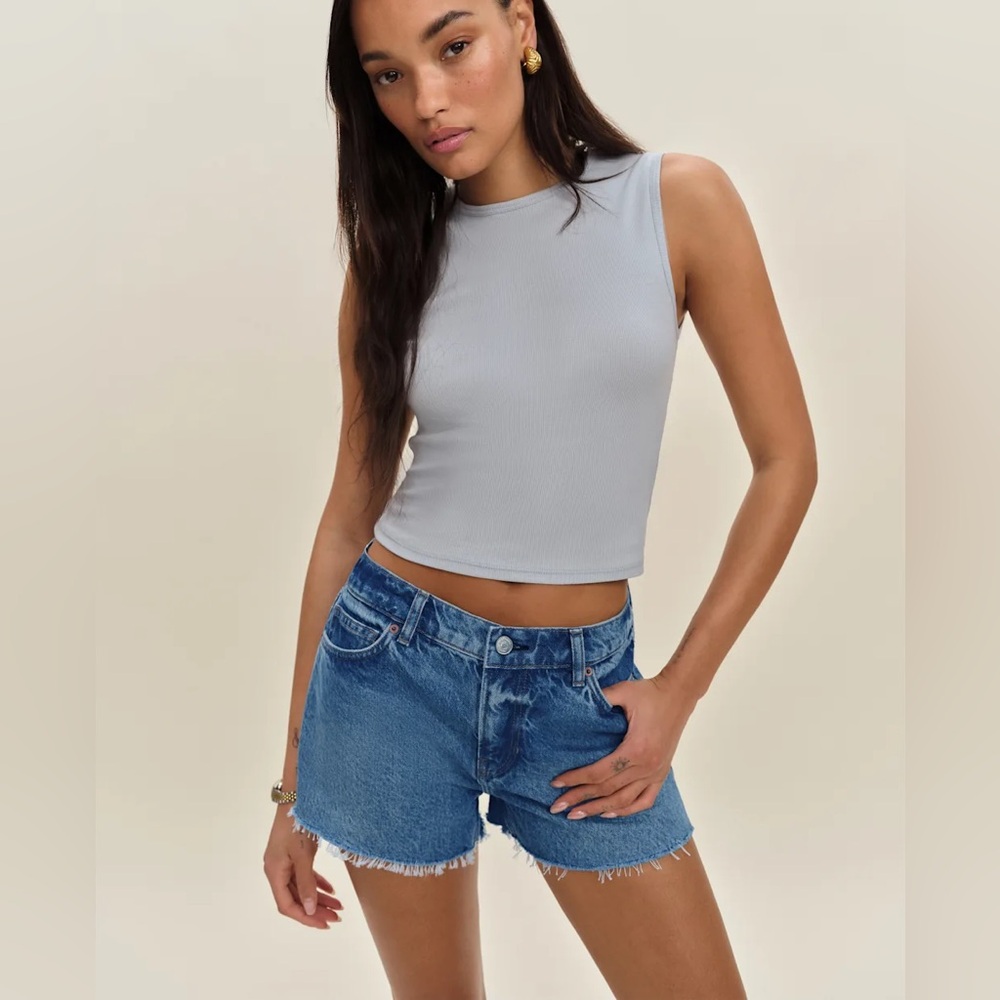 Reformation Sutton Low Rise 2.5” Slouchy Jean Shorts - Picture 2 of 6